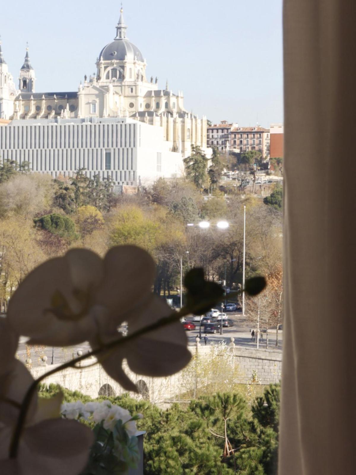 Encantador Alojamiento Junto Al Vibrante Corazon De Madrid Rio ภายนอก รูปภาพ